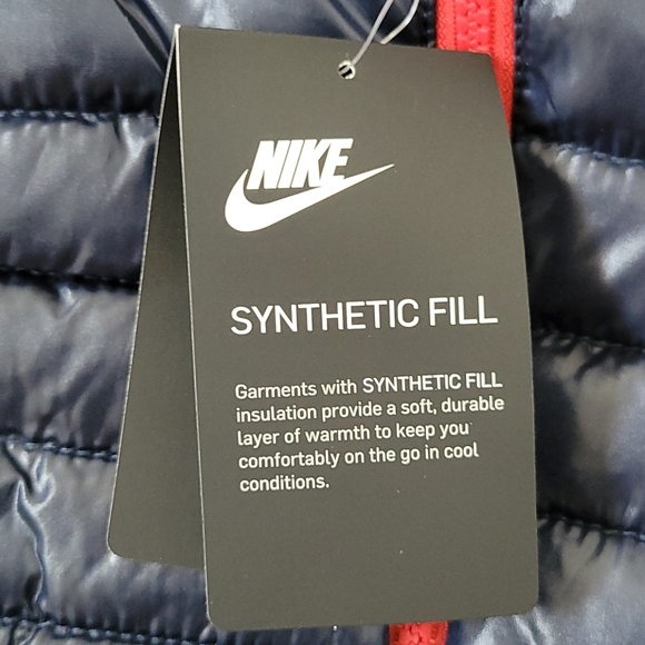 HOST PICK⭐️ 🥳 Nike Synthetic Fill Vest - Picture 3 of 7